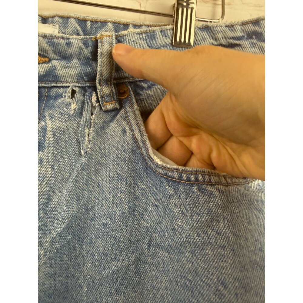 Zara Jeans Womens Size 12 Blue Light Washed  High Rise Distressed Casual Denim - Picture 7 of 10